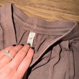 Alo Brown Ribbed Pants